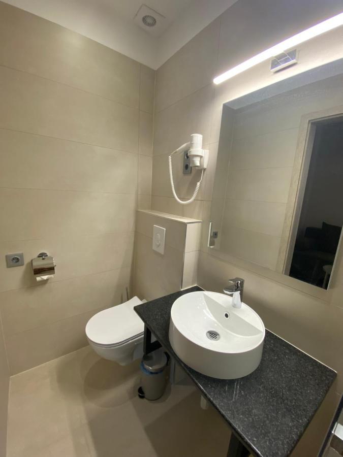 Peto Apartman Gyor Exterior photo