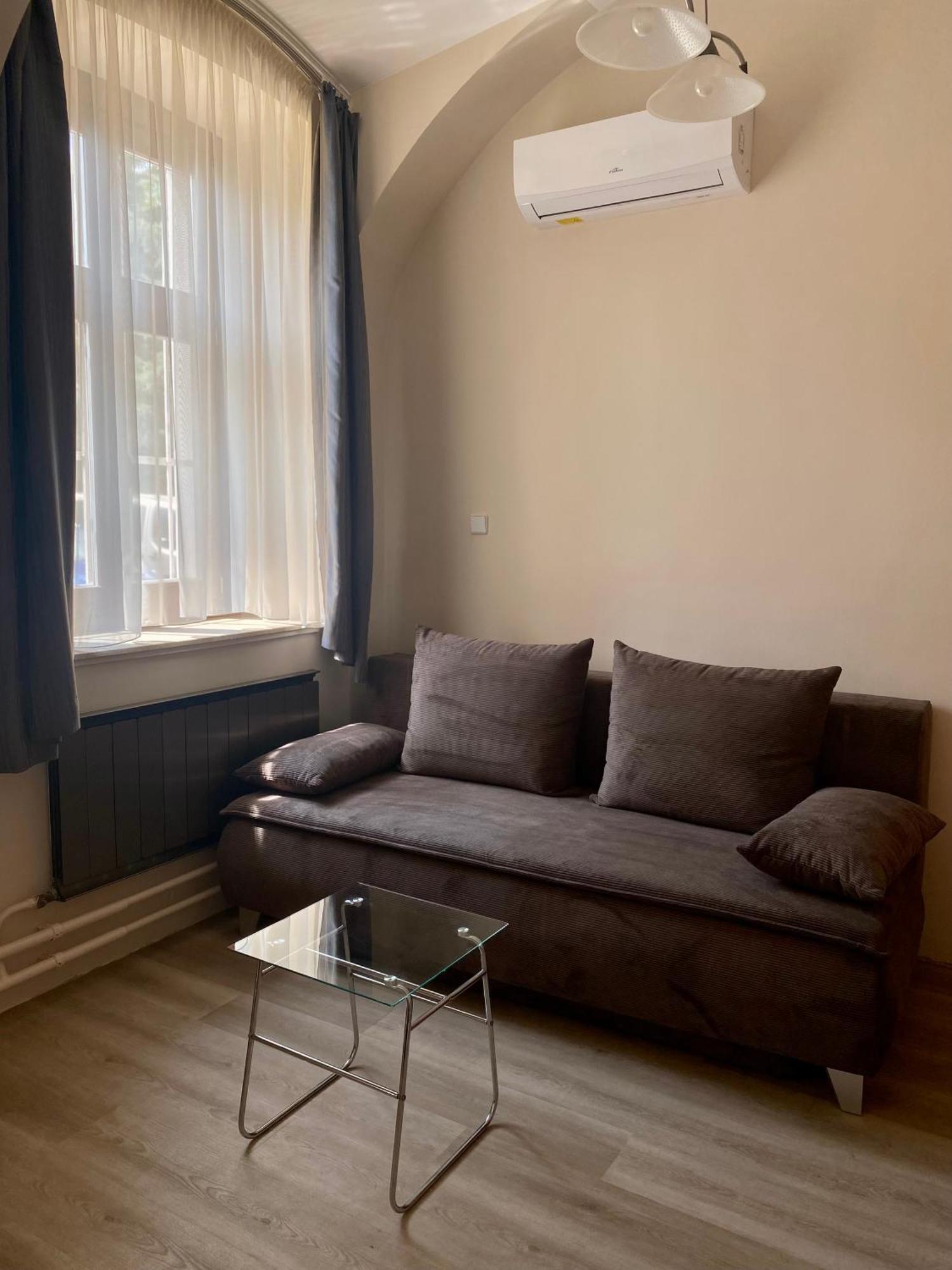 Peto Apartman Gyor Exterior photo
